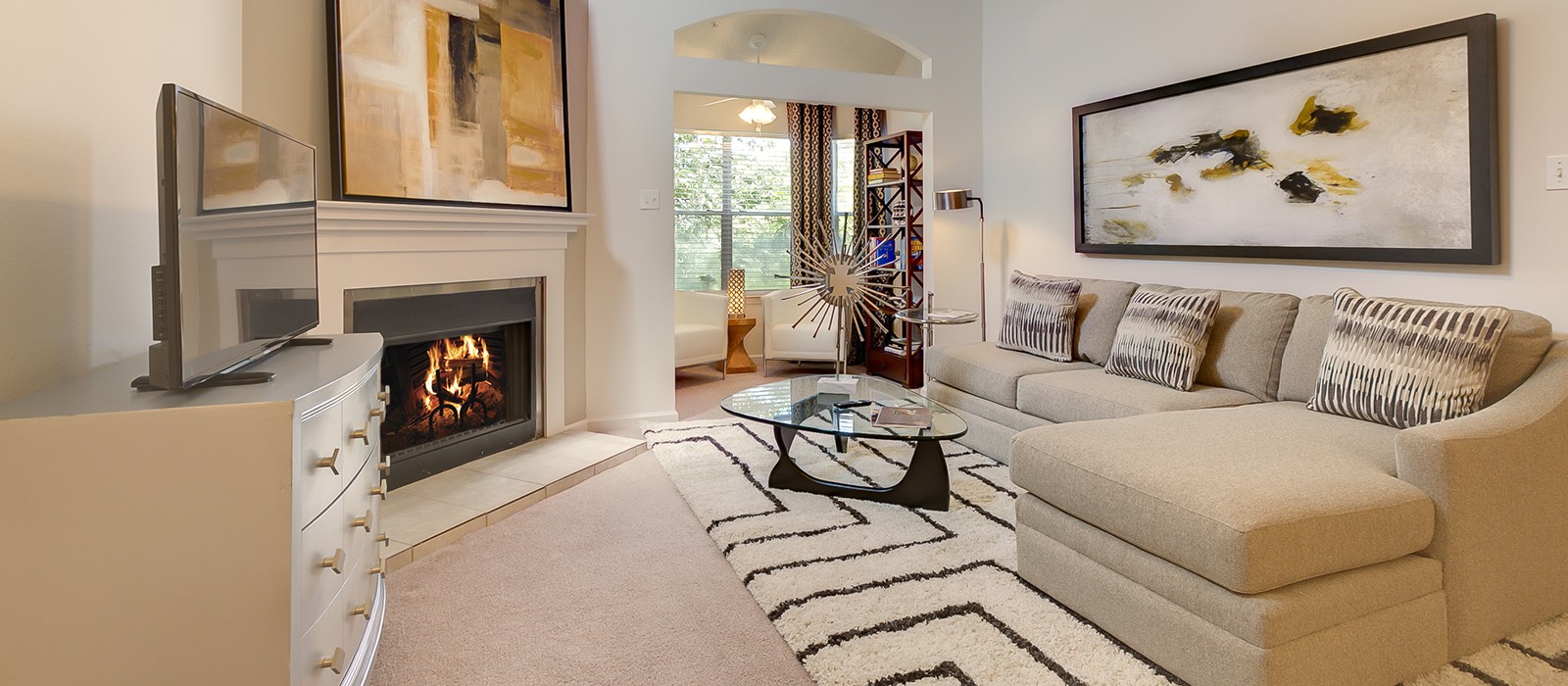 Gallery Apartments in Metairie, LA 1 & 2 Bedroom Apartments For Rent